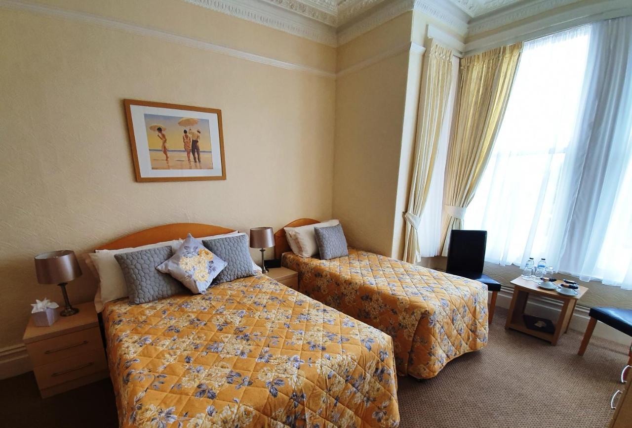 פיינטון Cleve Court Hotel חדר תמונה