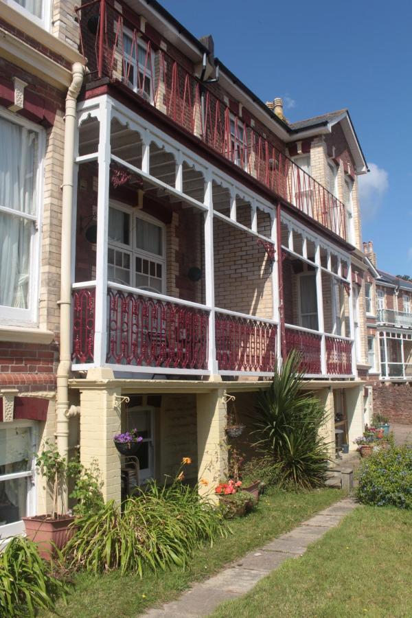 פיינטון Cleve Court Hotel מראה חיצוני תמונה
